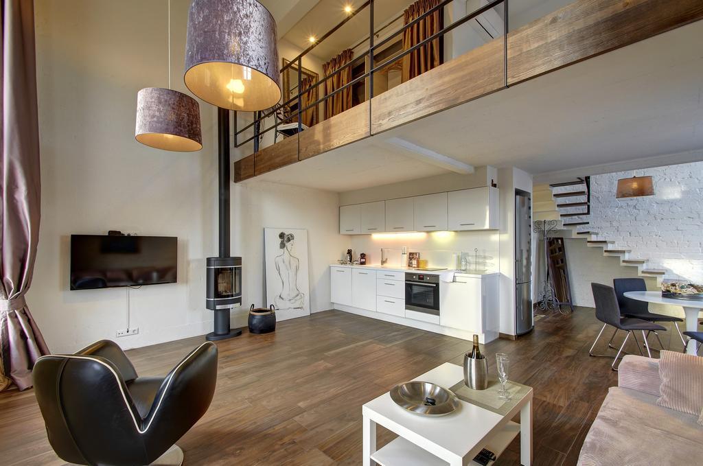 Appartamento Loft 65 Panoramic View Vilnius Esterno foto